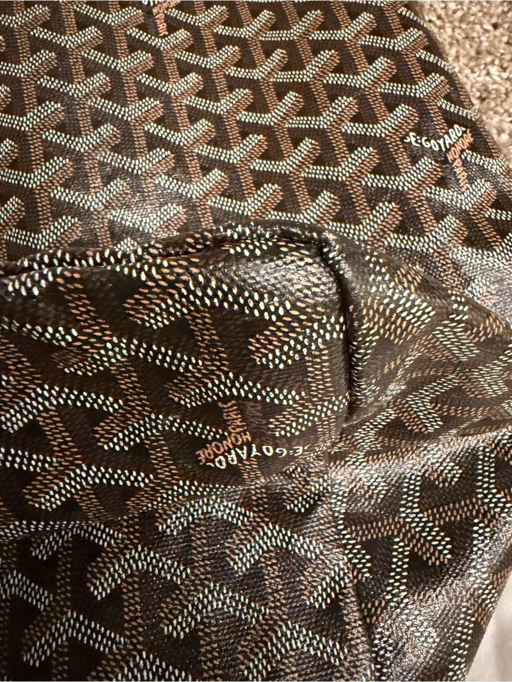 Goyard Saint Louis GM tote in Black and Brown Goyard Canvas - Picture 14 of 16